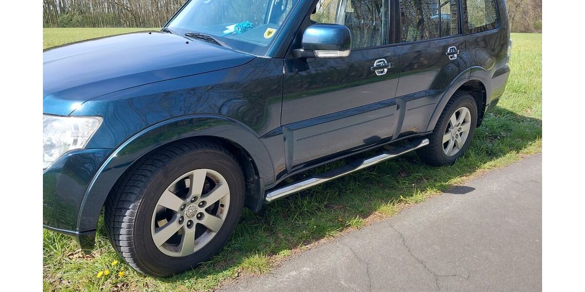 Mitsubishi Pajero 140.700 km 16.300 &euro; Dortmund 44359