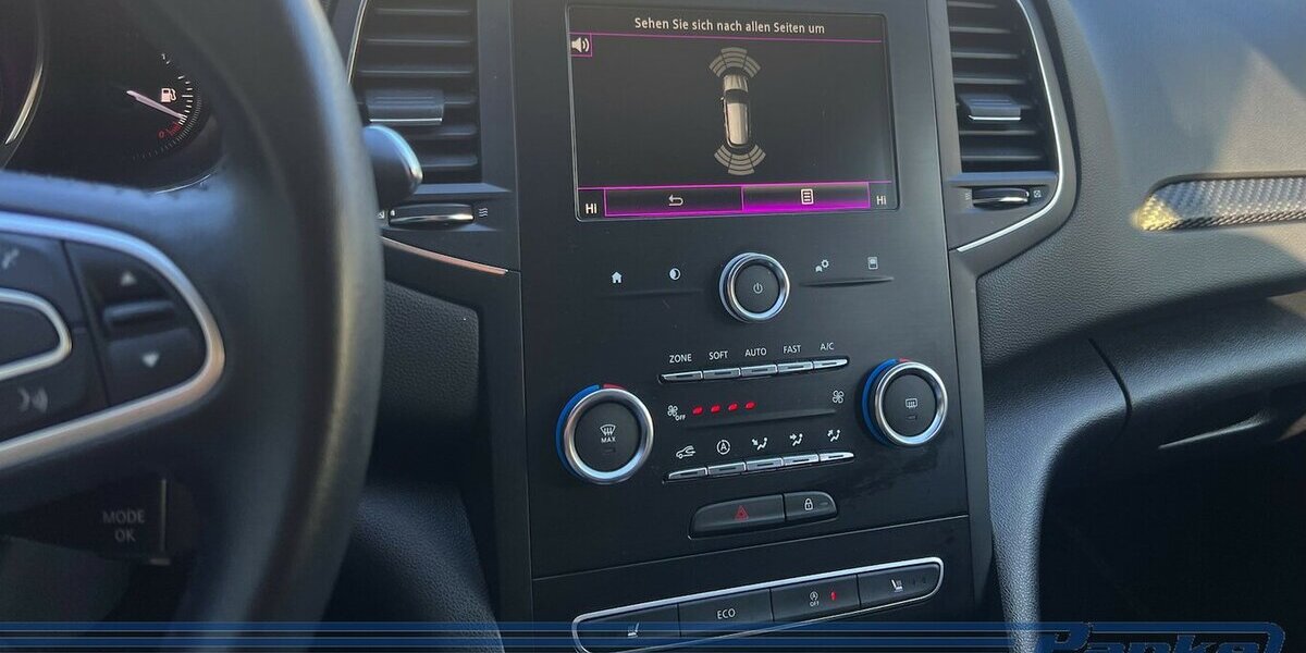 Renault Megane Business Ed. Aut. Kombi*NAV*AHK*PDC*BT* 47.358 km 14.990 &euro; Berlin 13187