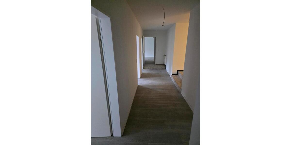 Etagenwohnung Werne - 2.5 Zimmer, 105 m&sup2;, 900&euro; | Angebot:25048236