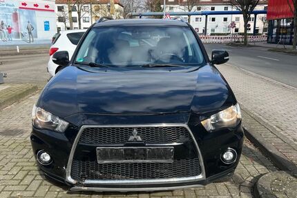 Mitsubishi Outlander 190.000 km 8.999 &euro; Bremen 28199