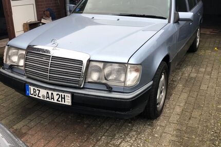Mercedes-Benz 300 334.000 km 15.000 € Dobbertin 19399
