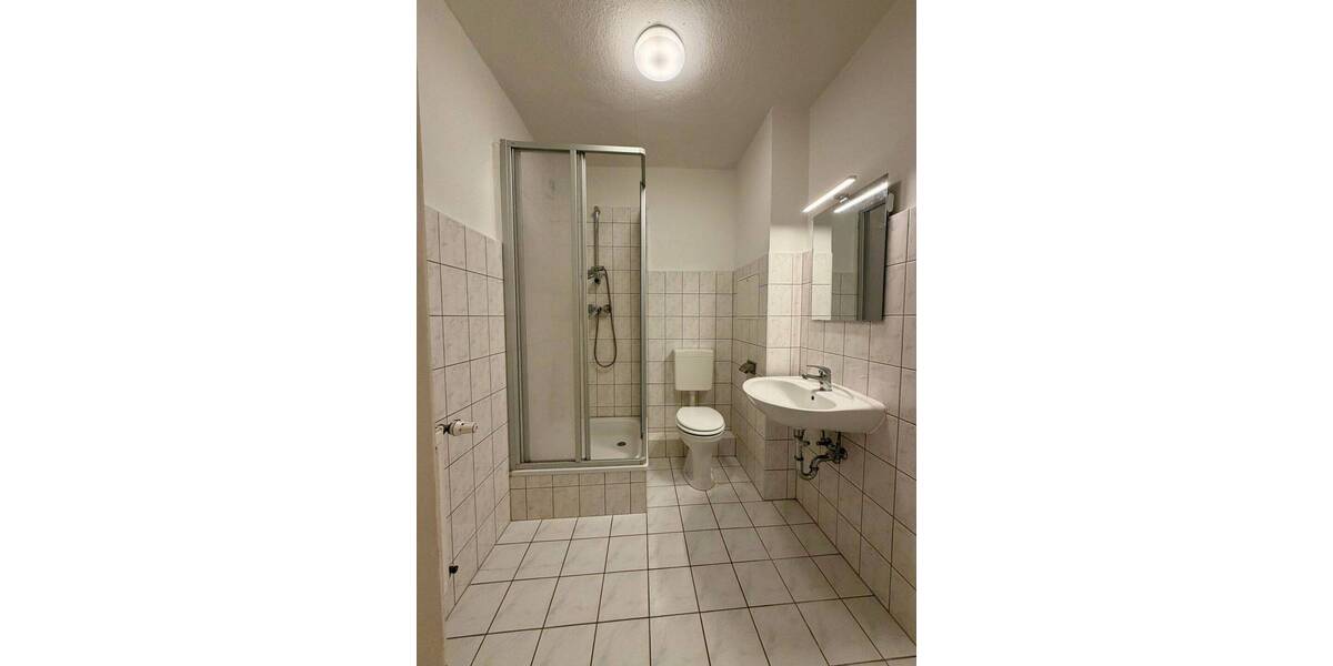 Zimmer Görlitz Innenstadt - 2 Zimmer, 67 m&sup2;, 335&euro; | Angebot:25771980