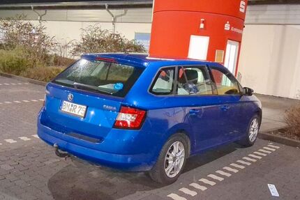 Skoda Fabia 90.300 km 8.990 &euro; Hürth 50354
