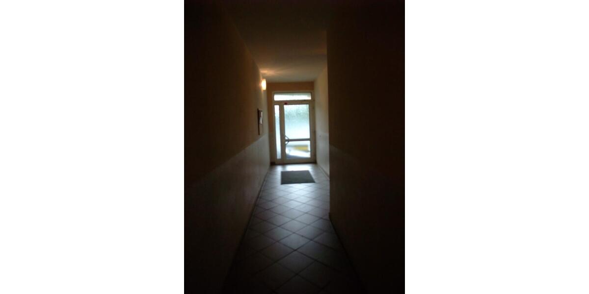 Etagenwohnung Zwickau Zwickau-West - 1 Zimmer, 41 m&sup2;, 270&euro; | Angebot:26004591