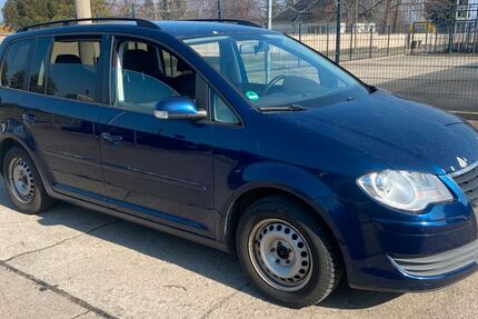 VW Touran 205.125 km 2.990 &euro; Bautzen 02625