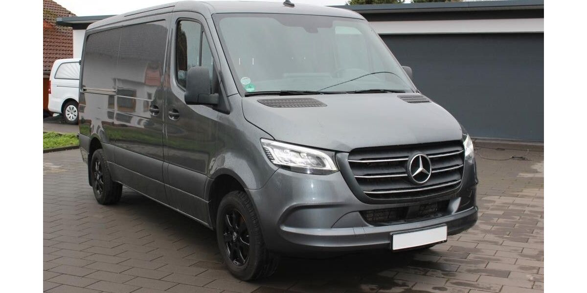 Mercedes-Benz Sprinter 358.000 km 41.500 &euro; Eichen 57632