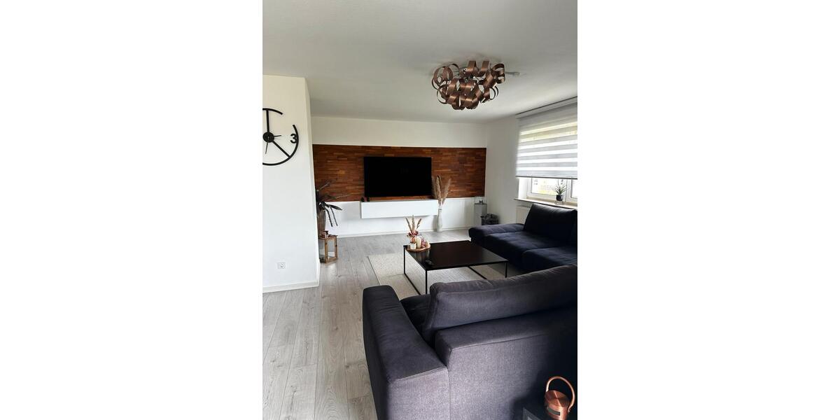 Etagenwohnung Straubenhardt - 4 Zimmer, 106 m&sup2;, 365.000&euro; | Angebot:26844887