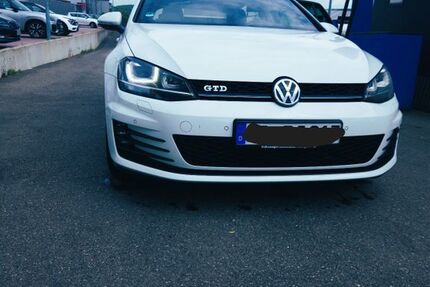 VW Golf