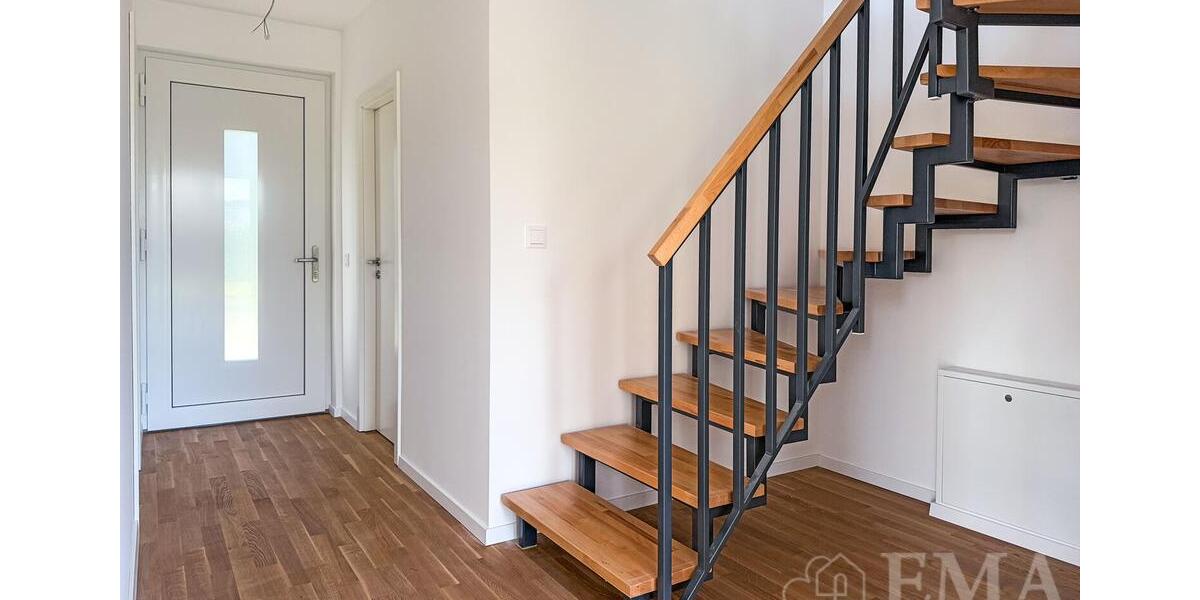 Reihenhaus Falkensee - 4 Zimmer, 109 m&sup2;, 2.299&euro; | Angebot:24711797