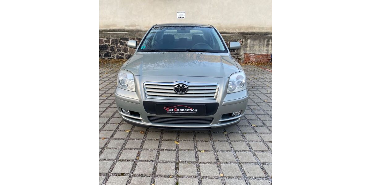 Toyota Avensis 256.000 km 2.499 &euro; Dresden 01187