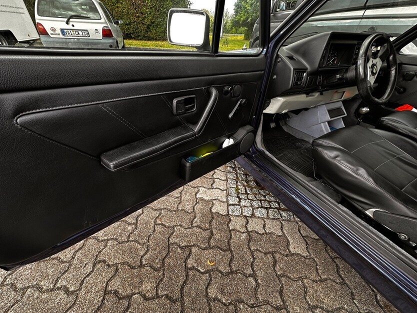 VW Golf I 335.000 km 7.999 € Schwerin 19053