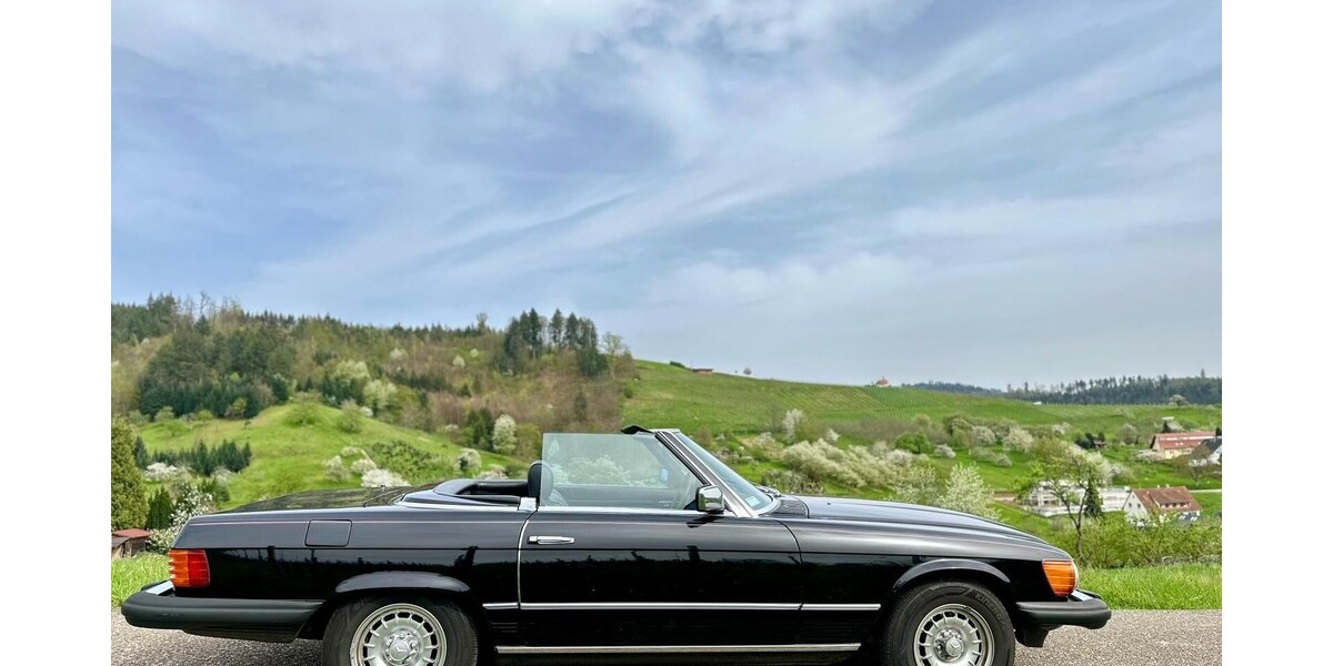 Mercedes-Benz SL 380 85.068 km 24.752 &euro; OFFENBURG 77652