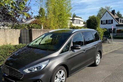 Ford Galaxy 69.800 km 18.899 &euro; Köln 51107
