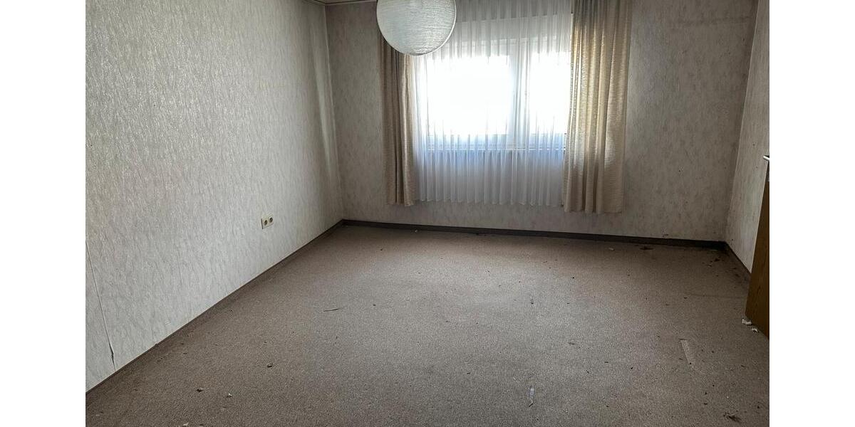 Einfamilienhaus Haßloch - 4 Zimmer, 96 m&sup2;, 195.000&euro; | Angebot:27121626