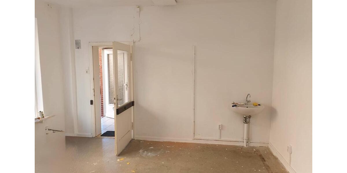 Gewerbeobjekt Emden Rysumer Landstraße - 350&euro; | Angebot:26327761
