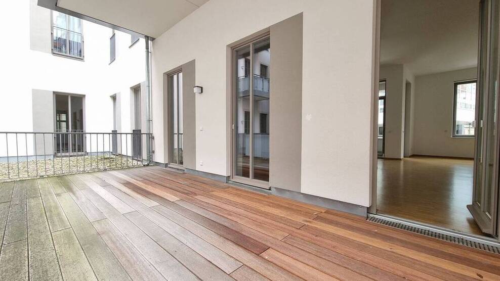 Die Innenstadt heißt Sie willkommen - modern Wohnen mit 2 Balkonen & Tageslichtbad!