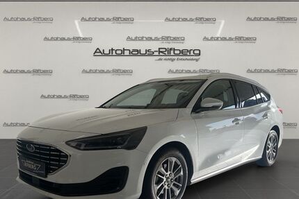 Ford Focus 49.500 km 17.890 &euro; Detmold 32758