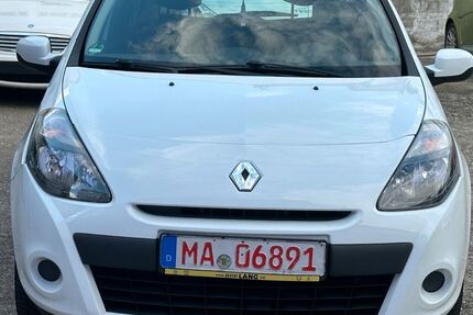 Renault Clio 130.000 km 2.750 € mannheim 68199
