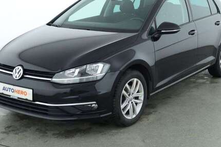 VW Golf 97.592 km 11.470 &euro; Frankfurt am Main 65936