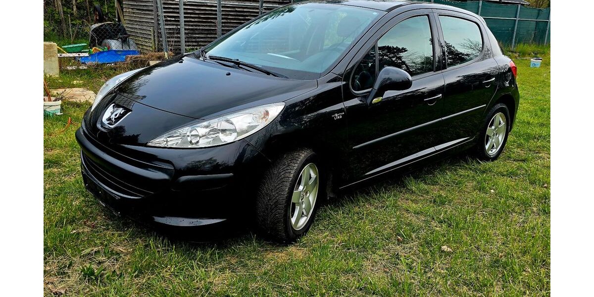 Peugeot 207 140.000 km 2.350 &euro; Haßloch 67454