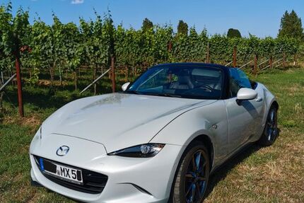 Mazda MX-5 75.000 km 17.800 &euro; Essingen 76879