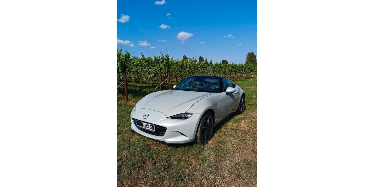Mazda MX-5 75.000 km 17.800 &euro; Essingen 76879