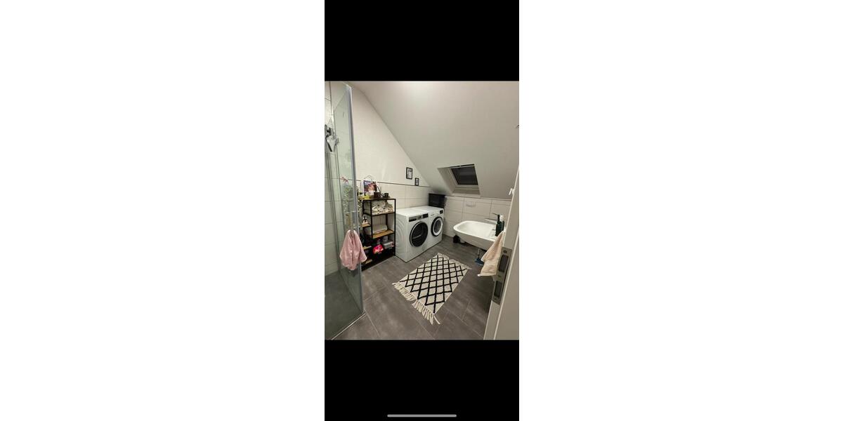 Dachgeschoßwohnung Mutterstadt - 3 Zimmer, 80 m&sup2;, 880&euro; | Angebot:26168836