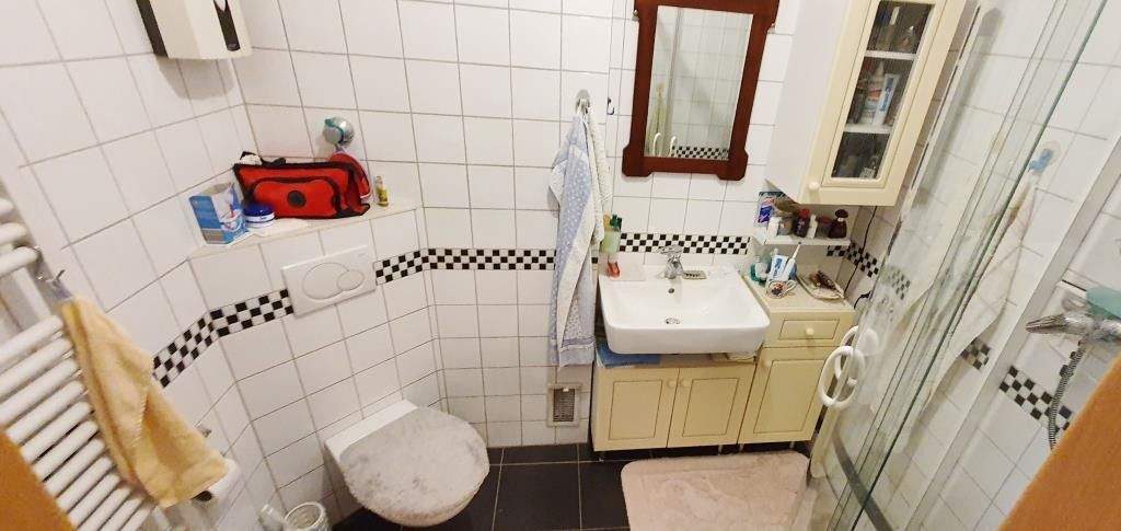 Etagenwohnung Oberhausen Stadtmitte - 3 Zimmer, 93 m&sup2;, 975&euro; | Angebot:24875519