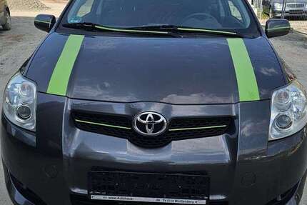 Toyota Auris 191.000 km 2.350 &euro; Stuttgart 70376