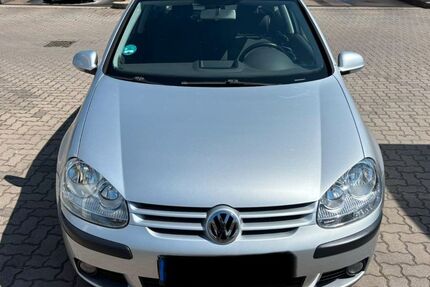 VW Golf 234.000 km 2.300 &euro; Meuselwitz, Thüringen 04610