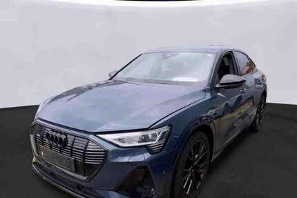Audi e-tron 39.994 km 35.990 &euro; Hamburg 22047
