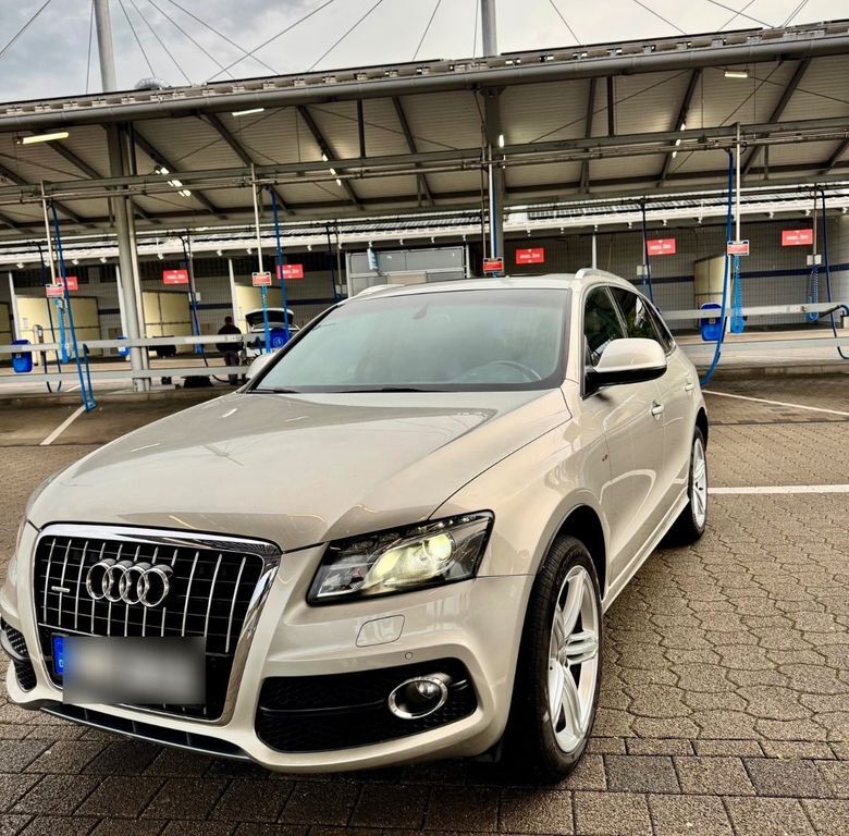 Audi Q5 208.000 km 14.000 € Moos 78345