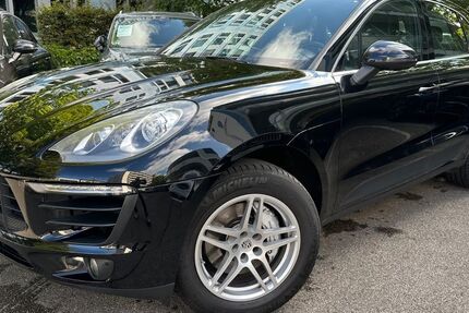 Porsche Macan 199.998 km 28.999 € München 80636