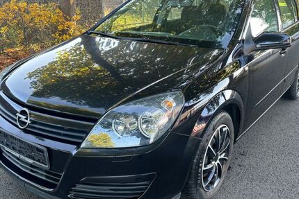 Opel Astra 136.000 km 1.990 &euro; Alheim-Heinebach 36211