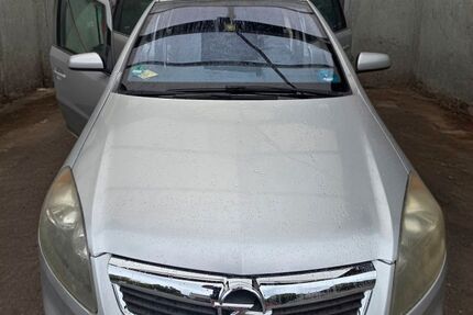 Opel Zafira 204.696 km 2.000 &euro; Landau 76892