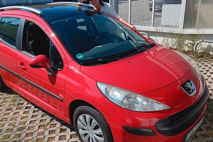 Peugeot 207 202.000 km 2.500 &euro; Eichenau 82223