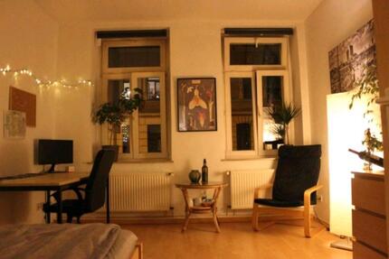 Teilmöblierte 3 ZKB am Lindenauer Markt, WG-Gründung? 3 zimmer