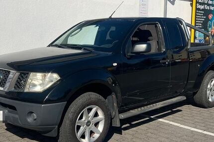 Nissan Navara 150.000 km 8.999 &euro; BERLIN 13409