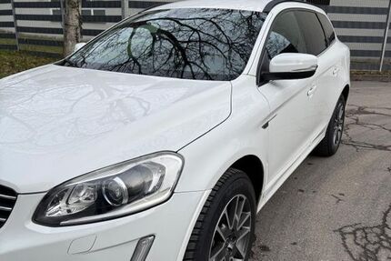 Volvo XC60 96.000 km 15.900 &euro; Korntal 70825