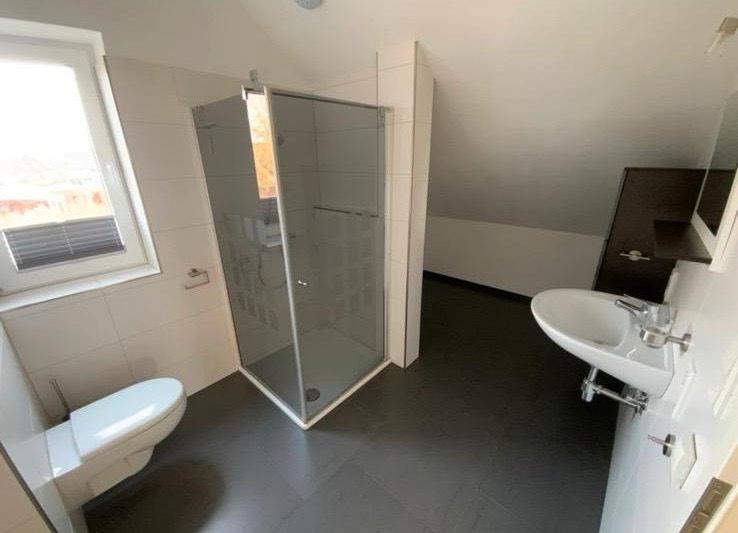 Dachgeschoßwohnung Esens - 1 Zimmer, 65 m&sup2;, 600&euro; | Angebot:25398189