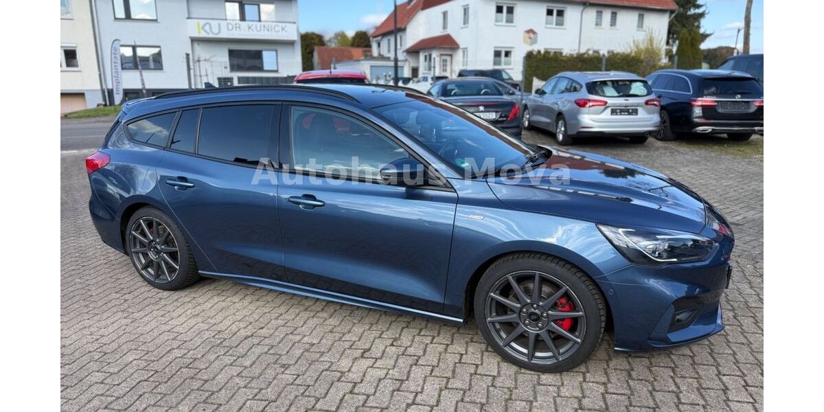 Ford Focus 184.000 km 11.888 &euro; Calden 34379