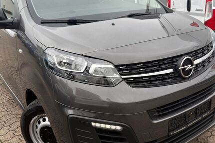 Opel Vivaro 113.745 km 15.900 € Brühl bei Köln 50321