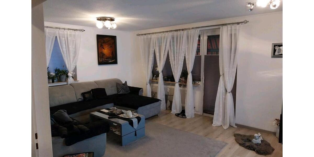 Provisionsfrei - 5 Zimmerwohnung in guter Lage 5 zimmer