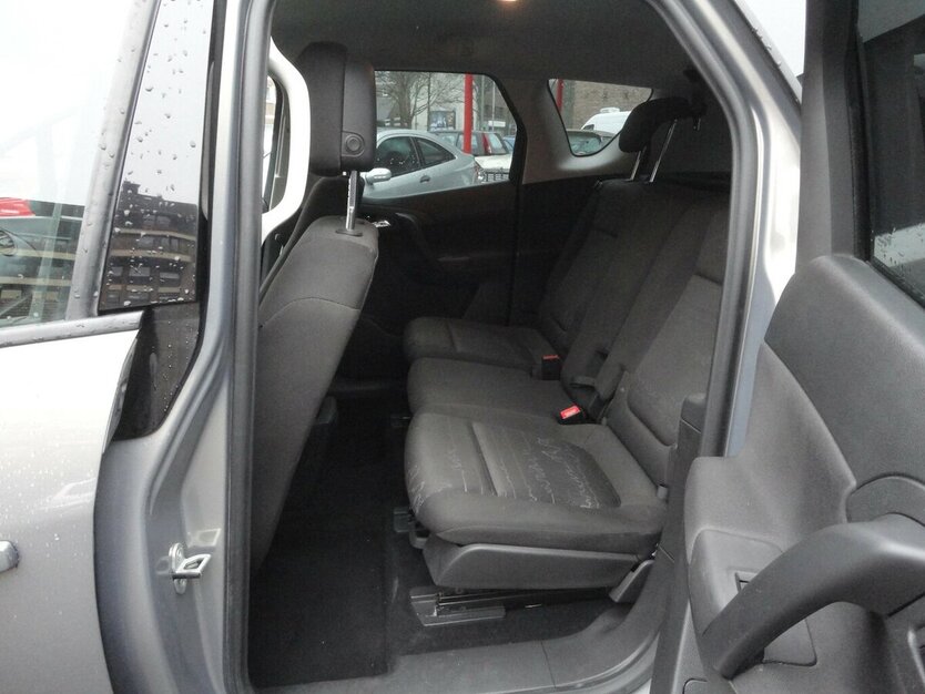 Opel Meriva Edition Autom Klima SHZ Allwetter Euro6 89.000 km 8.499 € Neuss 41462