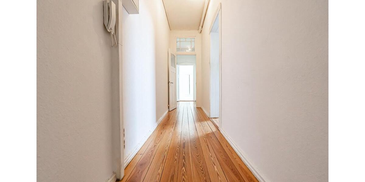 Etagenwohnung Flensburg - 5 Zimmer, 142 m&sup2;, 1.600&euro; | Angebot:26232948