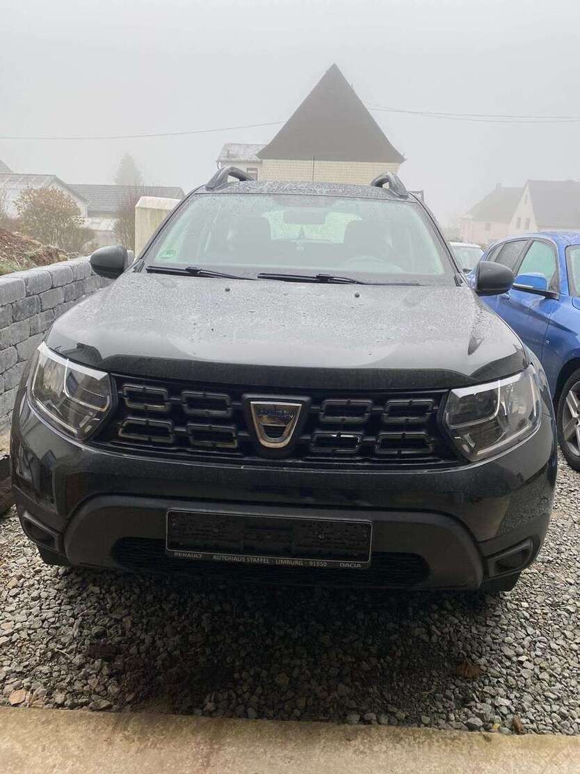 Dacia Duster 69.000 km 9.400 € dreifelden 57629
