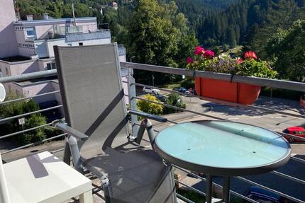 Schöne Dachgeschosswohnung mit EBK & Balkon in Freudenstadt 3 zimmer