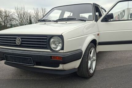 VW Golf 131.021 km 7.800 &euro; Geldern 47608