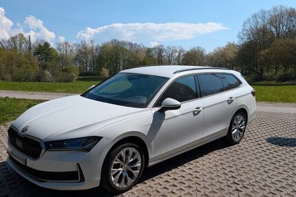 Skoda Superb 20.500 km 30.890 &euro; Regensburg 93051
