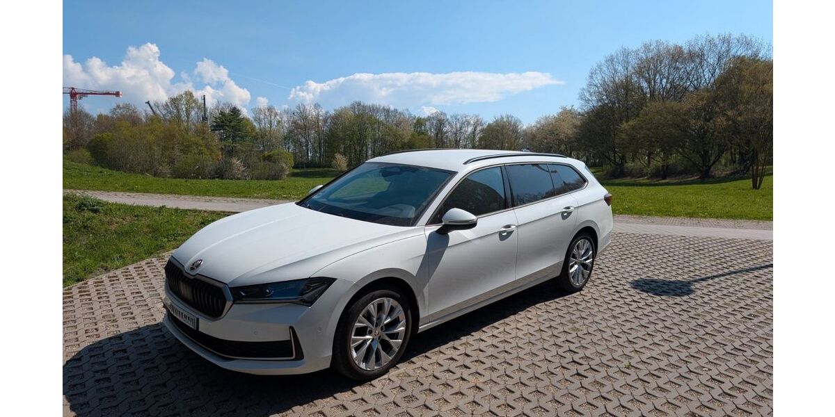 Skoda Superb 20.500 km 31.690 &euro; Regensburg 93051